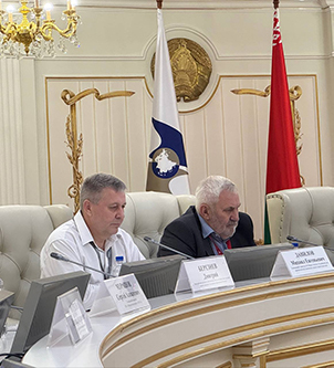 РСП ХСЗР предложил меры по борьбе с теневым рынком средств защиты растений на форуме «Антиконтрафакт-2025»